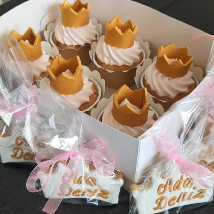 C 007 Prenses Taçlı Cupcake